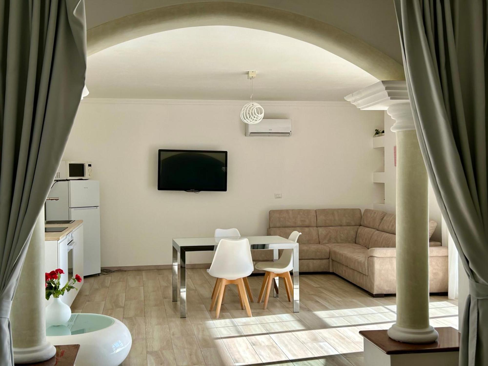 Guest House - La Bella Vita Orosei Buitenkant foto